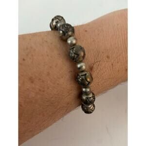 Metal rose bead bracelet